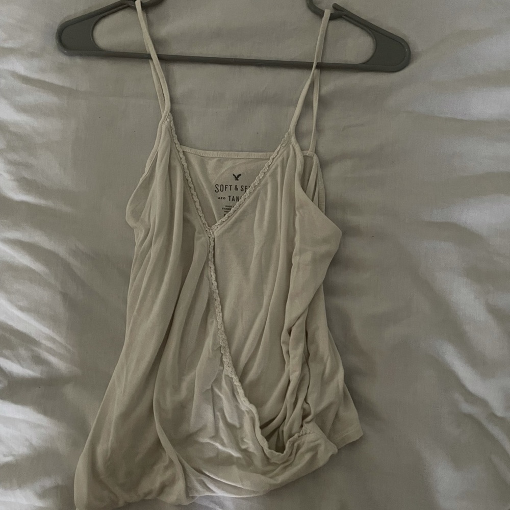 🎉SALE🎉 American Eagle White Soft and Sexy Tank